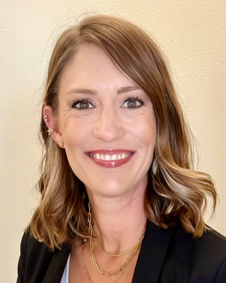 Photo of Molly Bauer, Psychiatric Nurse Practitioner, ARNP, CPNP-PC, CFMP, PMGT-BC