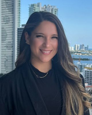 Photo of Stephanie Feliu, Psychiatric Nurse Practitioner, PMHNP, FNP