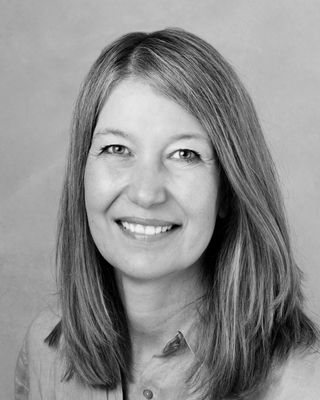 Photo of Annick Stiles, Psychotherapist, MSc, MUKCP