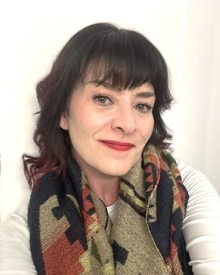 Photo of Nicole Nearing, Registered Social Worker, RSW, MSW, AJUS
