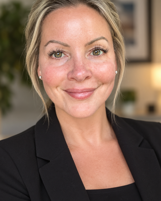 Photo of Cynthia Lopes, Psychiatric Nurse Practitioner, DNP, PMHNP, AGPCNP