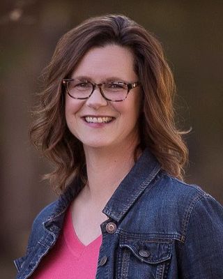Photo of Karoline Sandhurst, Psychologist in Southwest Calgary, Calgary, AB