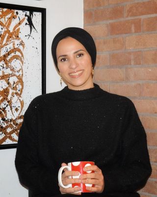 Photo of Amna Rahim, Psychotherapist, MSc, MBACP