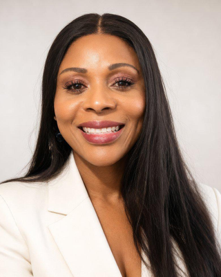 Photo of Dr. Odiri Akushe, Psychiatric Nurse Practitioner, DNP, PMHNPBC