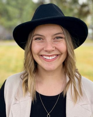 Photo of Hannah Zuraff, Clinical Social Work/Therapist, SWLC, MPA