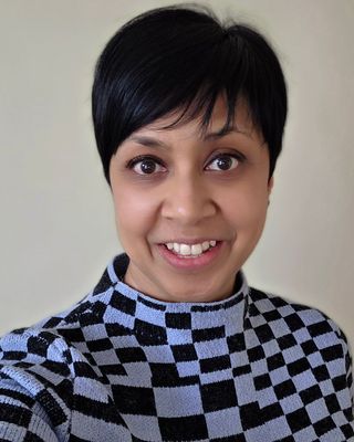 Photo of Jennifer Fernandes, Psychotherapist, MA