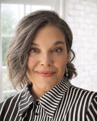 Photo of Tausha Pearson, Pre-Licensed Professional, LGSW