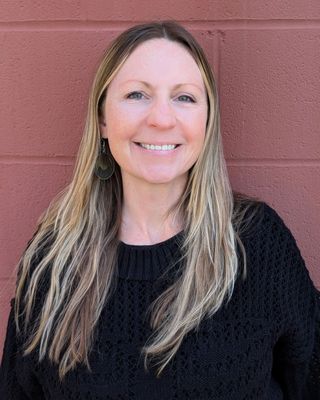 Photo of S. Lorena Shadwick, Marriage & Family Therapist, IMFT-S, LMFT-S, ATR-BC