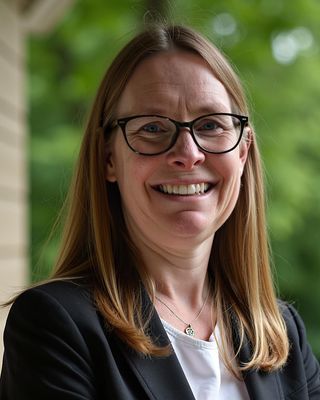 Photo of Angela Whitney, Counsellor, MNCPS Acc.