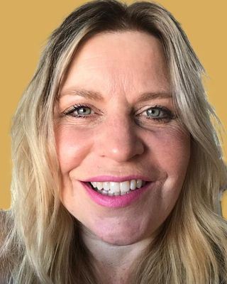 Photo of Caroline Smith, Counsellor, MNCPS Acc.