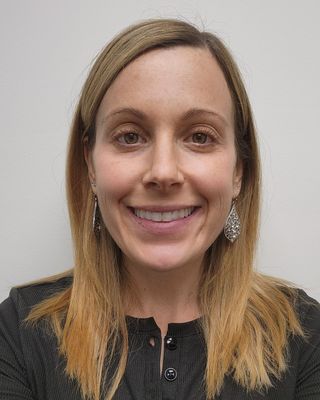 Photo of Raina Harris, Licensed Mental Health Counselor, LMHC