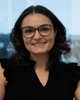 Photo of Janelle Massicotte, Registered Psychotherapist (Qualifying), MA, RP(Q)