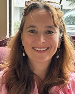 Photo of Samantha Burns, Counsellor, MBACP