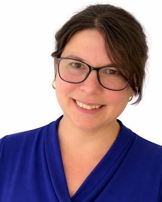 Photo of Corinne Sauvé, Clinical Social Work/Therapist, MSW, RSW