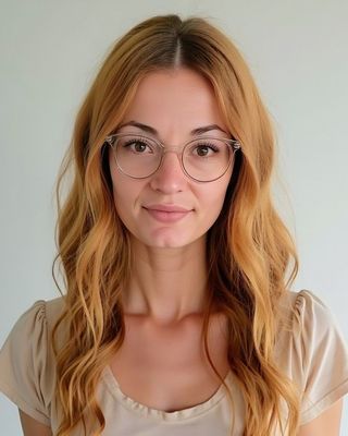 Photo of Alexandra (Alex) Stecklein, Marriage & Family Therapist, tLMFT, CTP