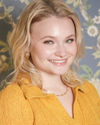 Photo of Meg Cutting, Licensed Associate Counselor, MA, LAC