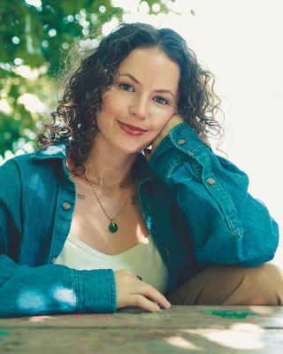 Photo of Kinsey Fitzloff, Clinical Social Work/Therapist, MSW, LICSW, CYT, CCSP