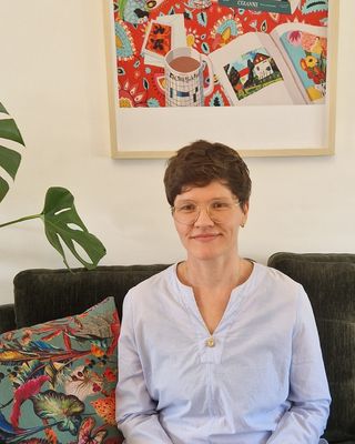 Photo of Dr Johanna Goll, Psychologist, PhD, HCPC - Clin. Psych.