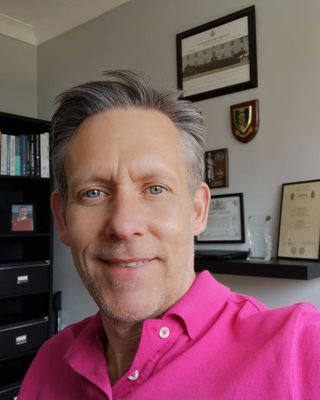 Photo of Dr Gareth P Thomas, Psychologist, CPsychol