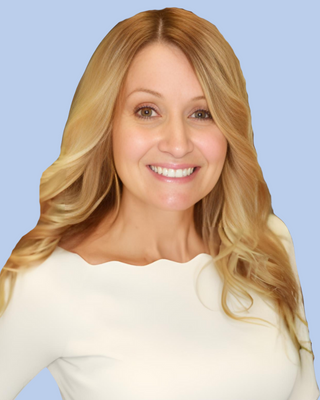 Photo of Garri Cooper, Psychiatric Nurse Practitioner, PMHNP