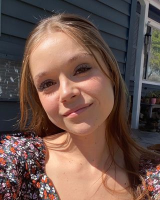 Photo of Jessi M Tuttle, Marriage & Family Therapist Intern in Downtown, Long Beach, CA