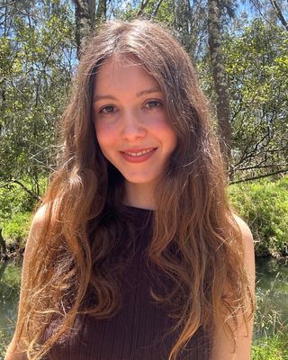 Photo of Natasha Tveshor, Counsellor, MC, PACFA