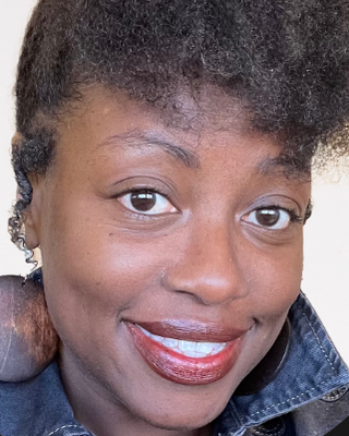 Photo of Olufumilayo Sowah, Clinical Social Work/Therapist, LCSW