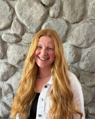 Photo of Miriam Ninmann, Marriage & Family Therapist Associate