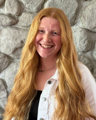 Photo of Miriam Ninmann, Marriage & Family Therapist Associate