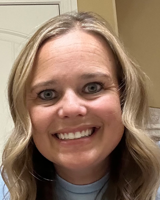 Photo of Natalie Williams, Marriage & Family Therapist