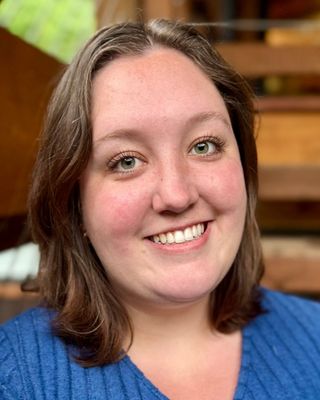 Photo of Emma J Hahn, Pre-Licensed Professional