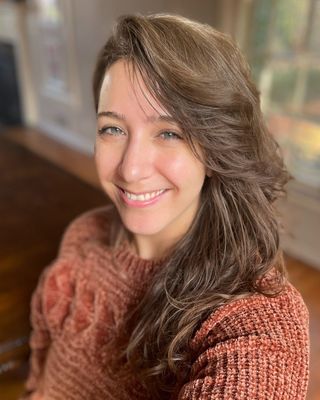 Photo of Rebecca Lynn, Counselor, LLPC