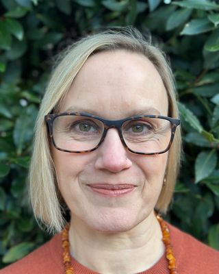 Photo of Paula Jones, Counsellor, MBACP Accred