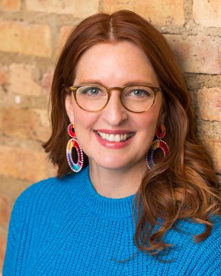 Photo of Kathryn Mendes, Marriage & Family Therapist Intern in Chicago, IL
