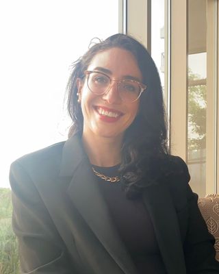 Photo of Hannah Lipschutz, Counselor, LGPC, LPCC
