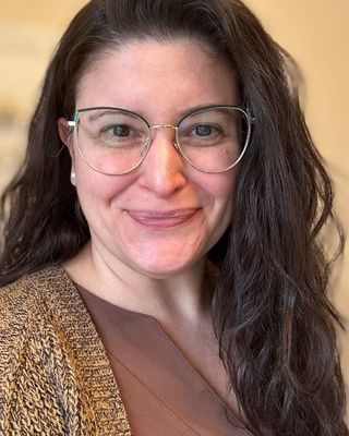 Photo of Holly Rhode, Licensed Psychoanalyst, LPC