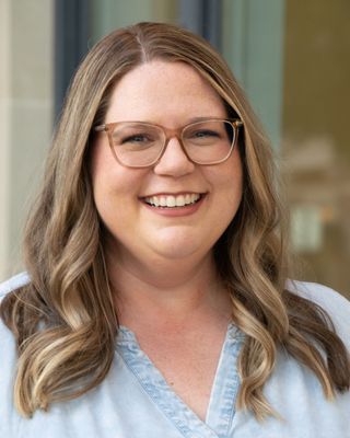 Photo of Melissa Hill, Marriage & Family Therapist, LPC-S, LMFT -S, CEDS, RPT