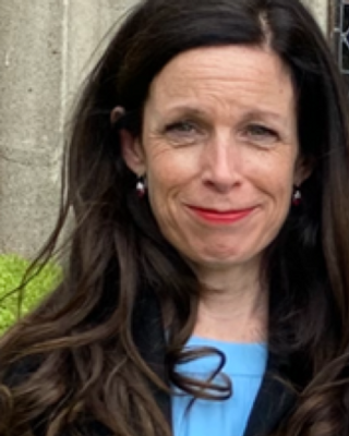 Photo of Rebecca McLaughlin, Psychotherapist, MA, Pre-Accredited Member IACP