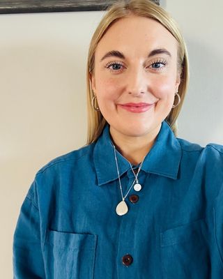Photo of Taylor Learmouth, Psychotherapist, MBACP