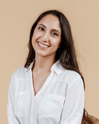 Photo of Dr. Shanni Tal, Psychologist, PsyD, PMH-C