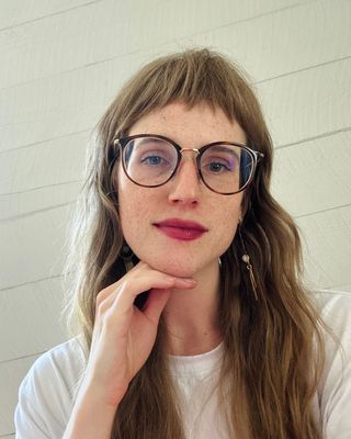 Photo of Julia Lindsay Turner, Clinical Social Work/Therapist, LCSW, MPH, CYT
