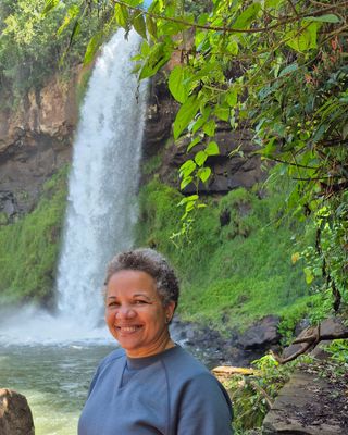 Photo of Randa Bott, Psychotherapist, MA, MUKCP