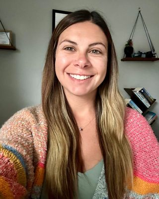 Photo of Erika Pettersen, Licensed Professional Counselor, LPC