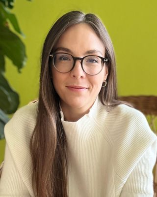 Photo of Lena Hausler, Counsellor, MBACP