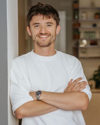 Foto de Marc Hampshire Viñamata, Psicoterapeuta, Maestría, COPC