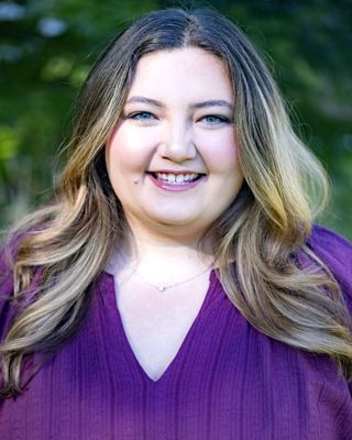 Photo of Ashley Moore, Marriage & Family Therapist, MMFT