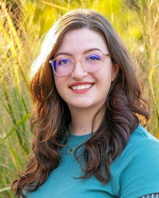 Photo of Emma Abed, Clinical Social Work/Therapist, LMSW, MPH