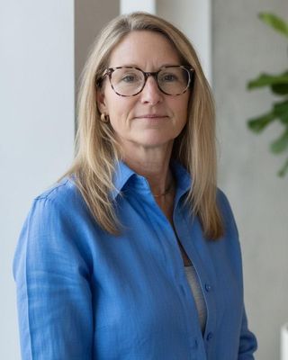 Photo of Jennifer Moore, Licensed Professional Clinical Counselor, LPCC