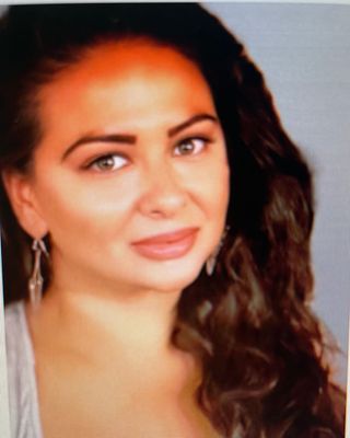 Photo of Kimberly Frinquelli, Pre-Licensed Professional in Midtown, New York, NY