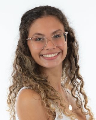 Photo of Leandra Mateo Ramirez, Pre-Licensed Professional, CMHC, MA